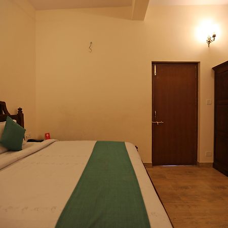 Oyo 6549 Hotel Gorbandh Ábú-hegy Kültér fotó