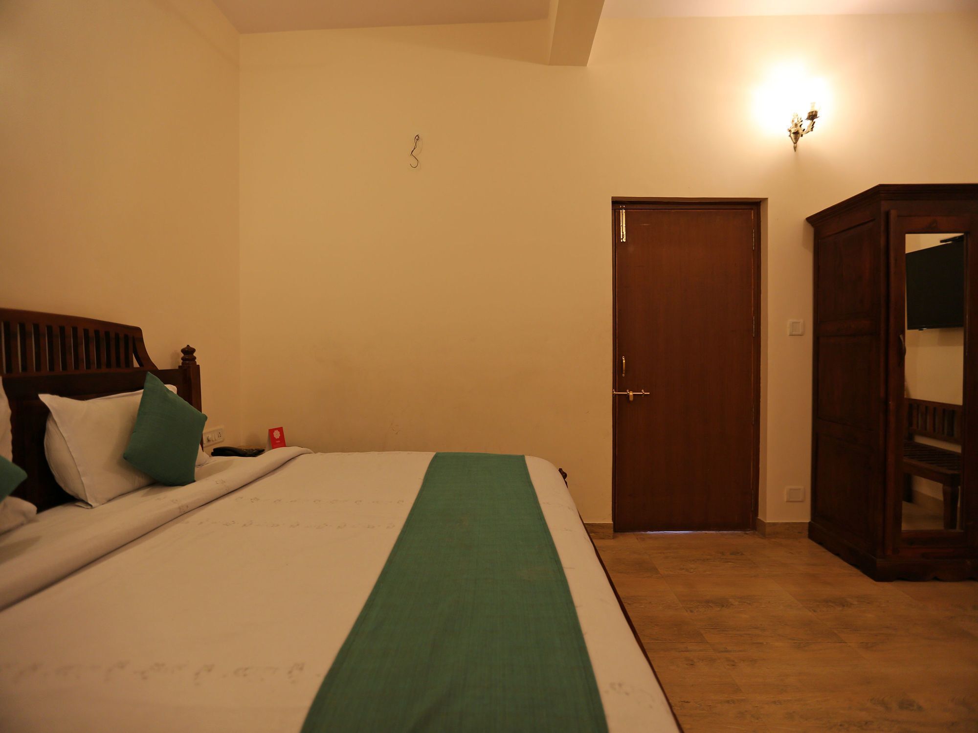 Oyo 6549 Hotel Gorbandh Ábú-hegy Kültér fotó